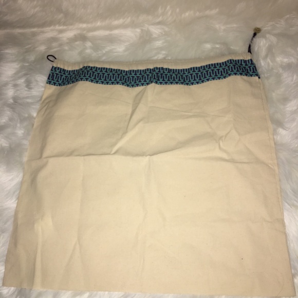 Tory Burch York Buckle Tote Large - Price is Firm - Picture 5 of 8